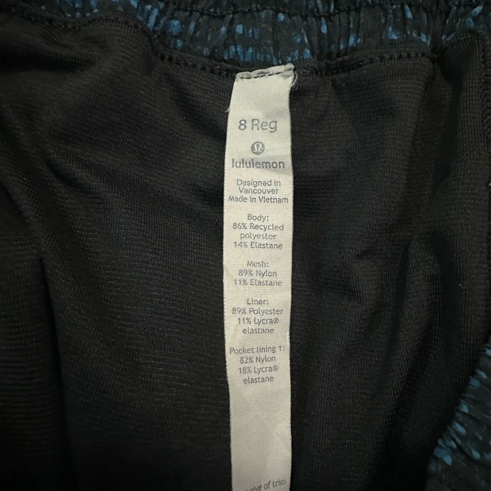 🍋 Lululemon Hotty Hot Short II 2.5
